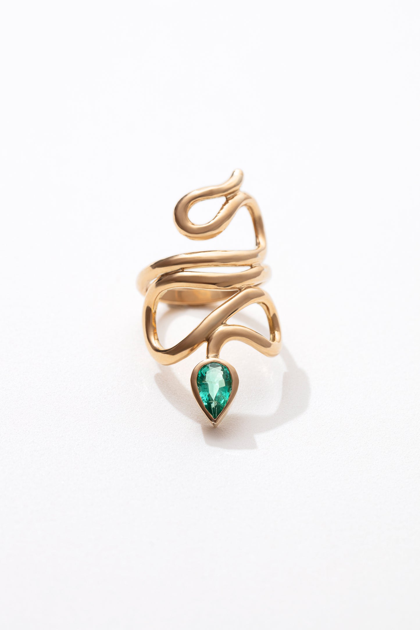 Serpent Emerald Ring