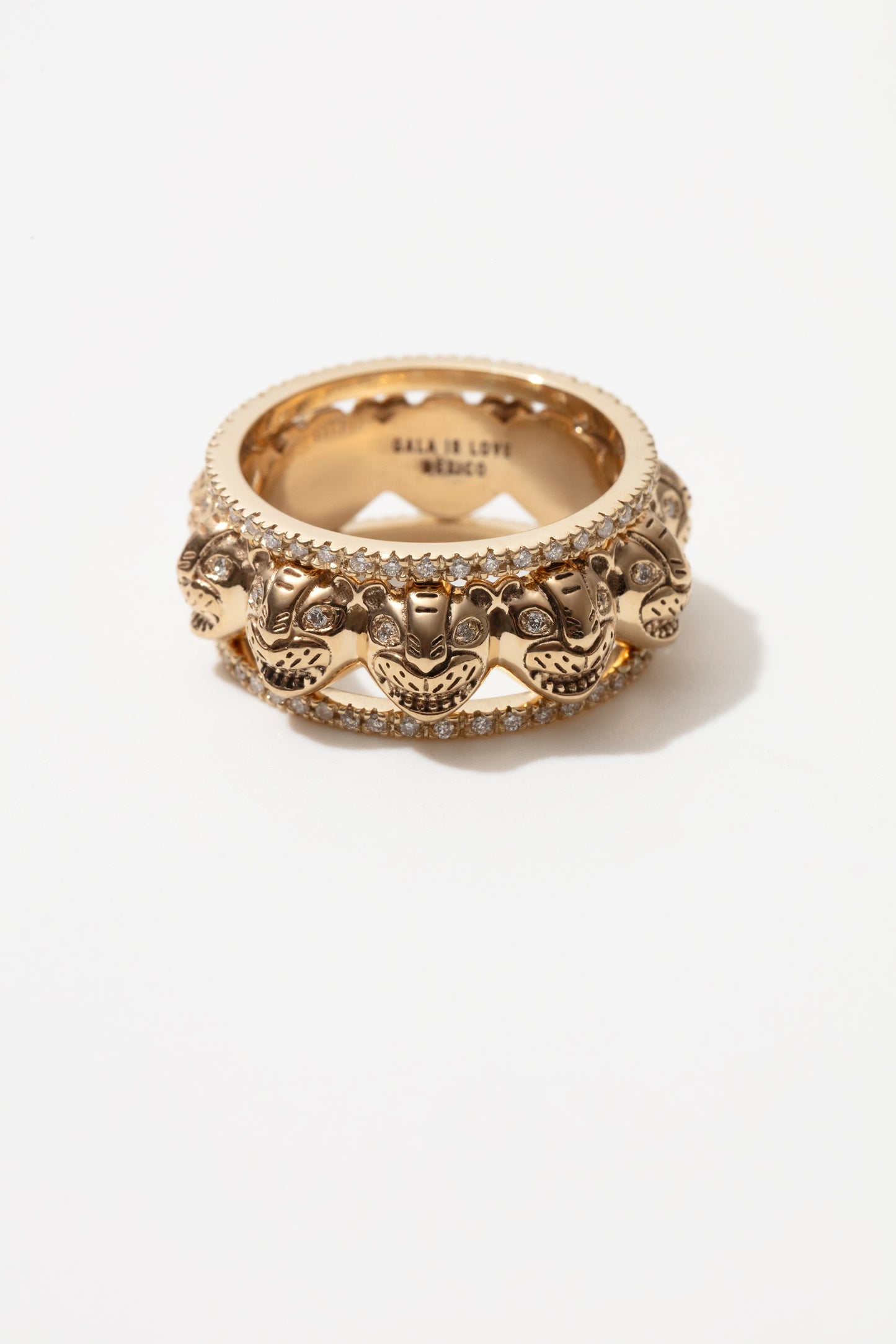 Jaguar Diamond Eyes Band