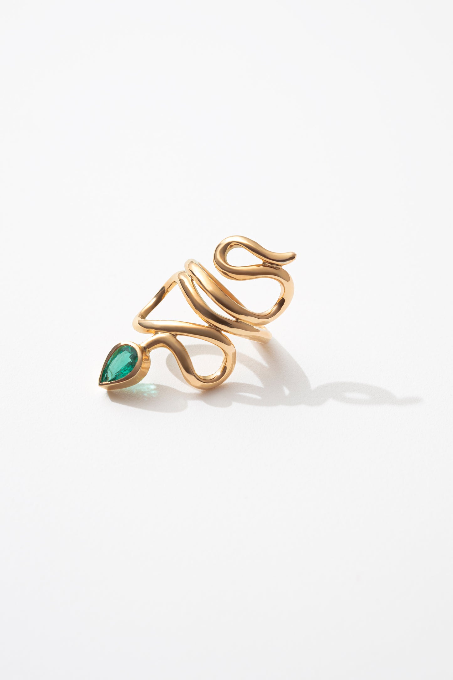 Serpent Emerald Ring