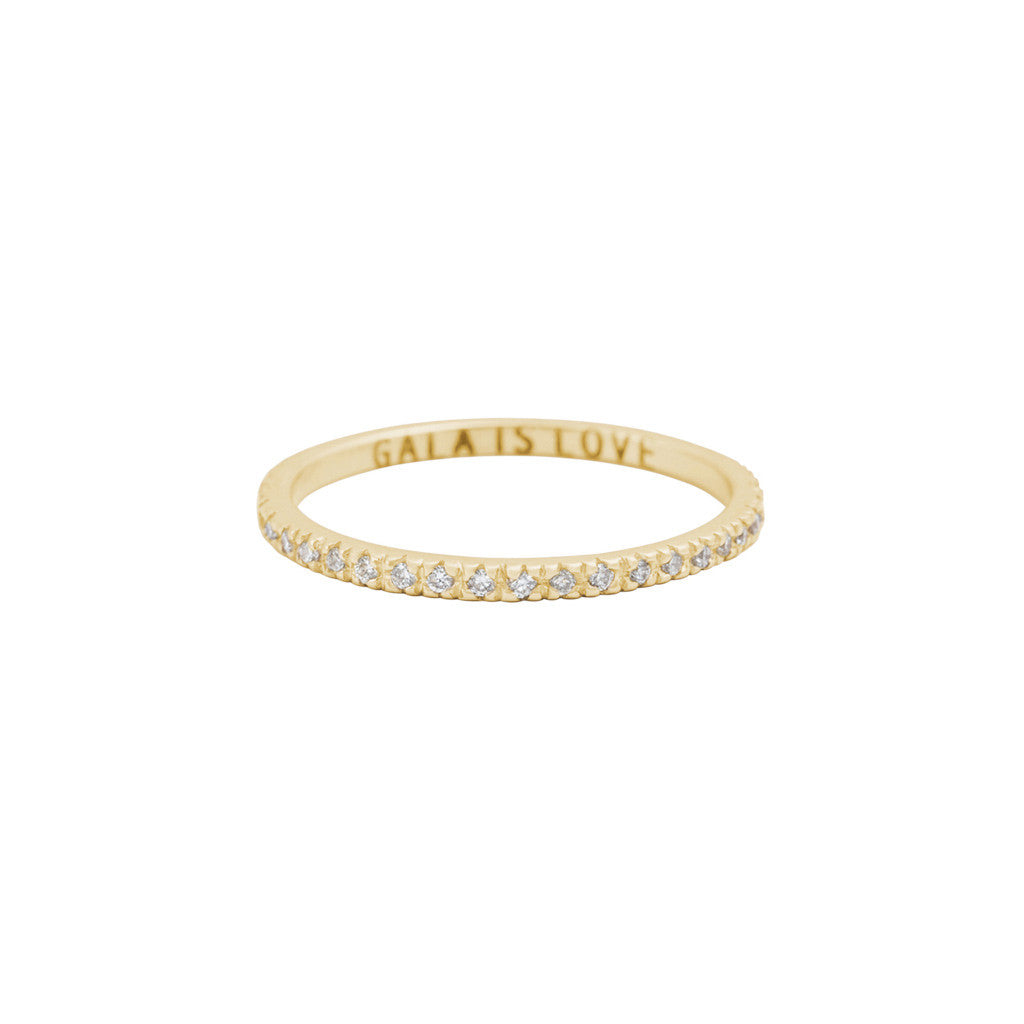 Eternity band — 14K Gold & diamonds